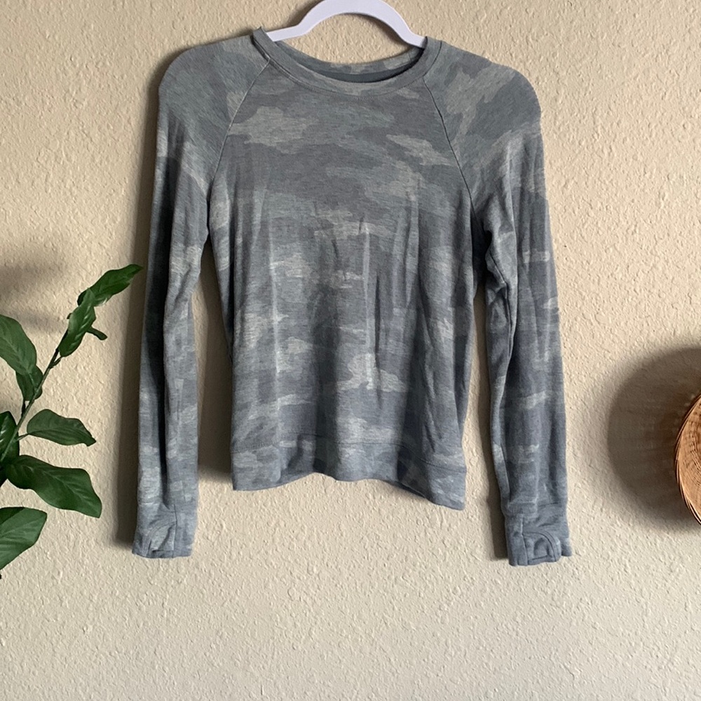 Athleta girl camo pullover sweatshirt